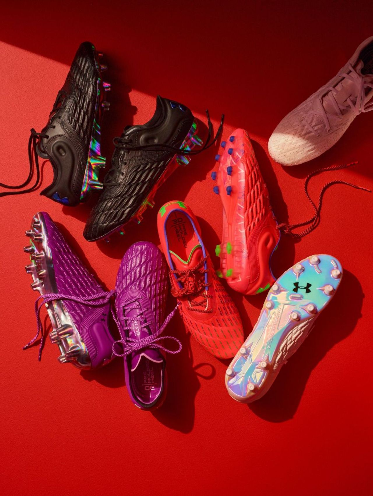 Under Armour a lansat primele ghete dedicate exclusiv fotbalistelor (P)_1
