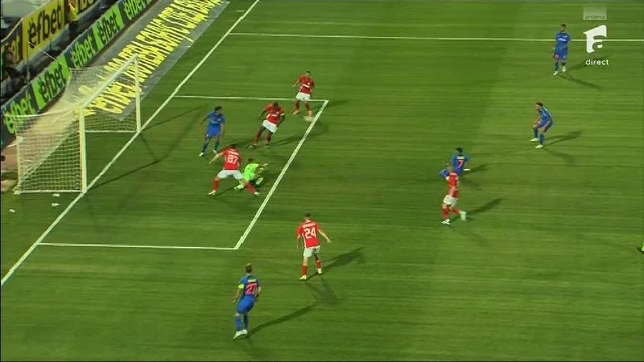 Florinel Coman e de neoprit! A marcat și în CSKA 1948 Sofia - FCSB_19