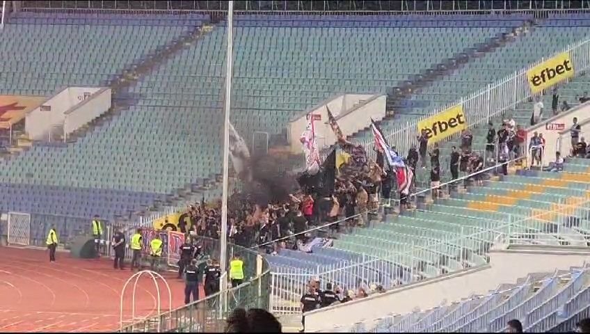 Galeria FCSB, provocată în Bulgaria. Ce au scandat fanii lui CSKA 1948 Sofia_6