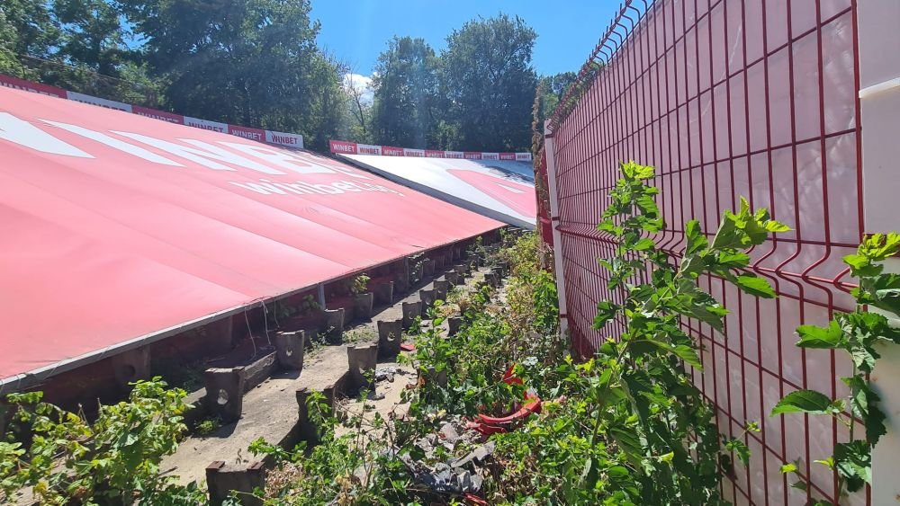 Imagini horror! Cum arată stadionul pe care se va disputa CSKA Sofia - Sepsi OSK_7