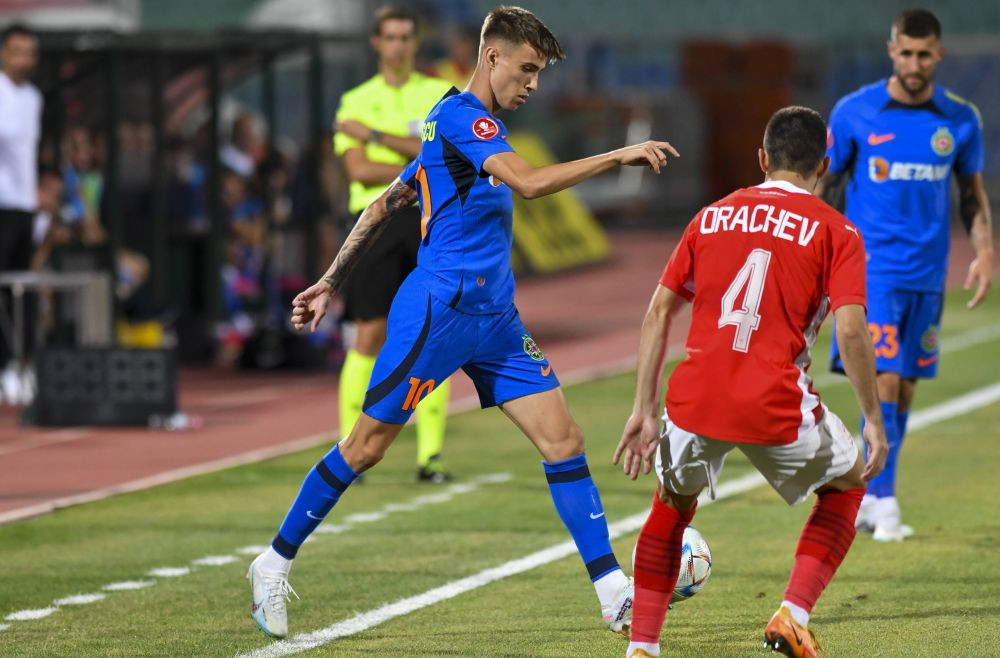 L-am văzut și un pic supărat . Marius Șumudică a dezvăluit problema cu care se confruntă Octavian Popescu