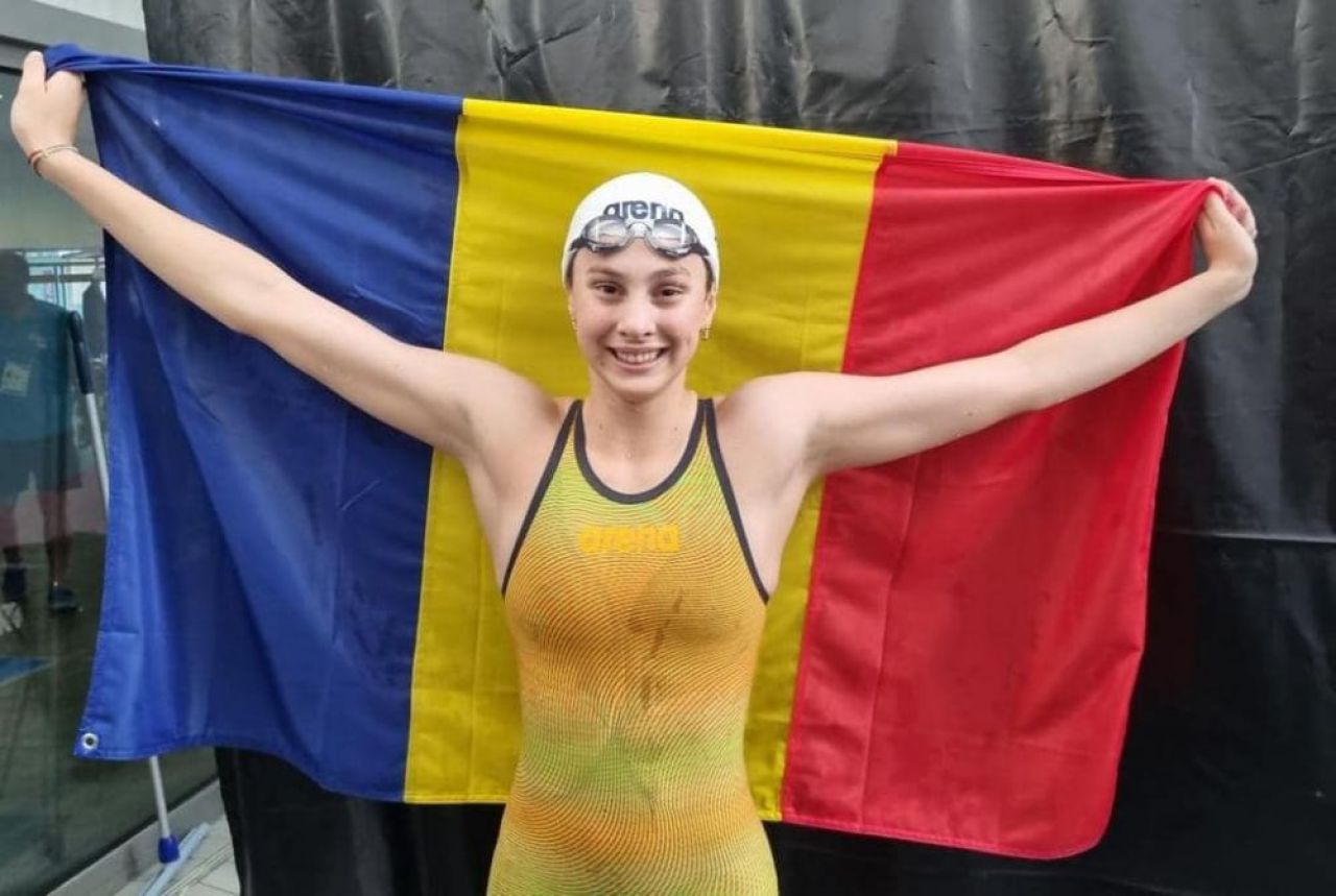 Dacă nu e David Popovici, e Daria Silișteanu! Aur și record pentru înotătoarea de doar 14 ani de la Dinamo_6