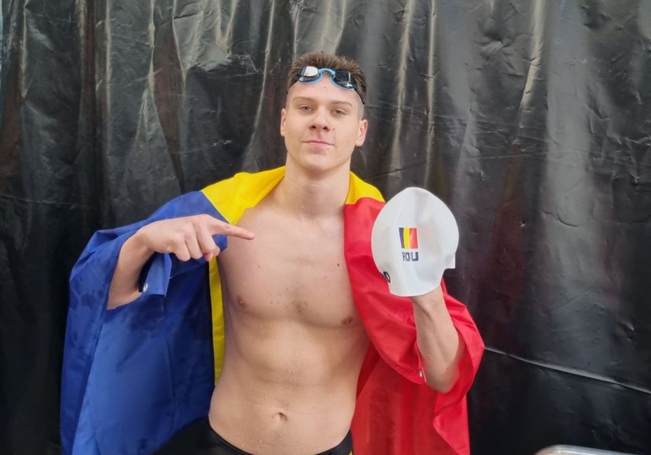 Dacă nu e David Popovici, e Daria Silișteanu! Aur și record pentru înotătoarea de doar 14 ani de la Dinamo_8