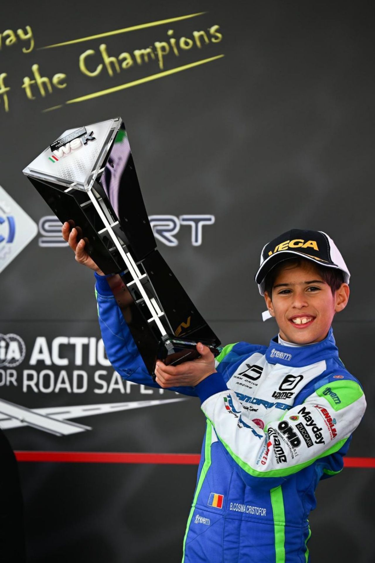Cum e să spui pas lui Juventus și să ajungi apoi numărul 1 într-un domeniu din motorsport! Povestea puștiului român care domină cursele de karting_5