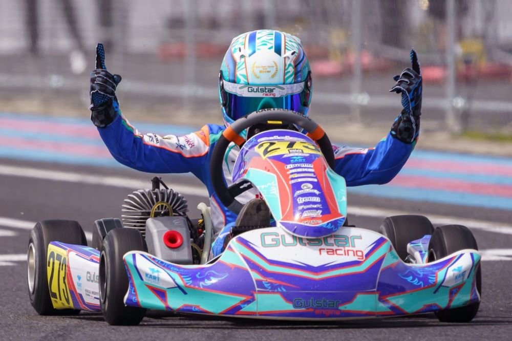 Cum e să spui pas lui Juventus și să ajungi apoi numărul 1 într-un domeniu din motorsport! Povestea puștiului român care domină cursele de karting_8
