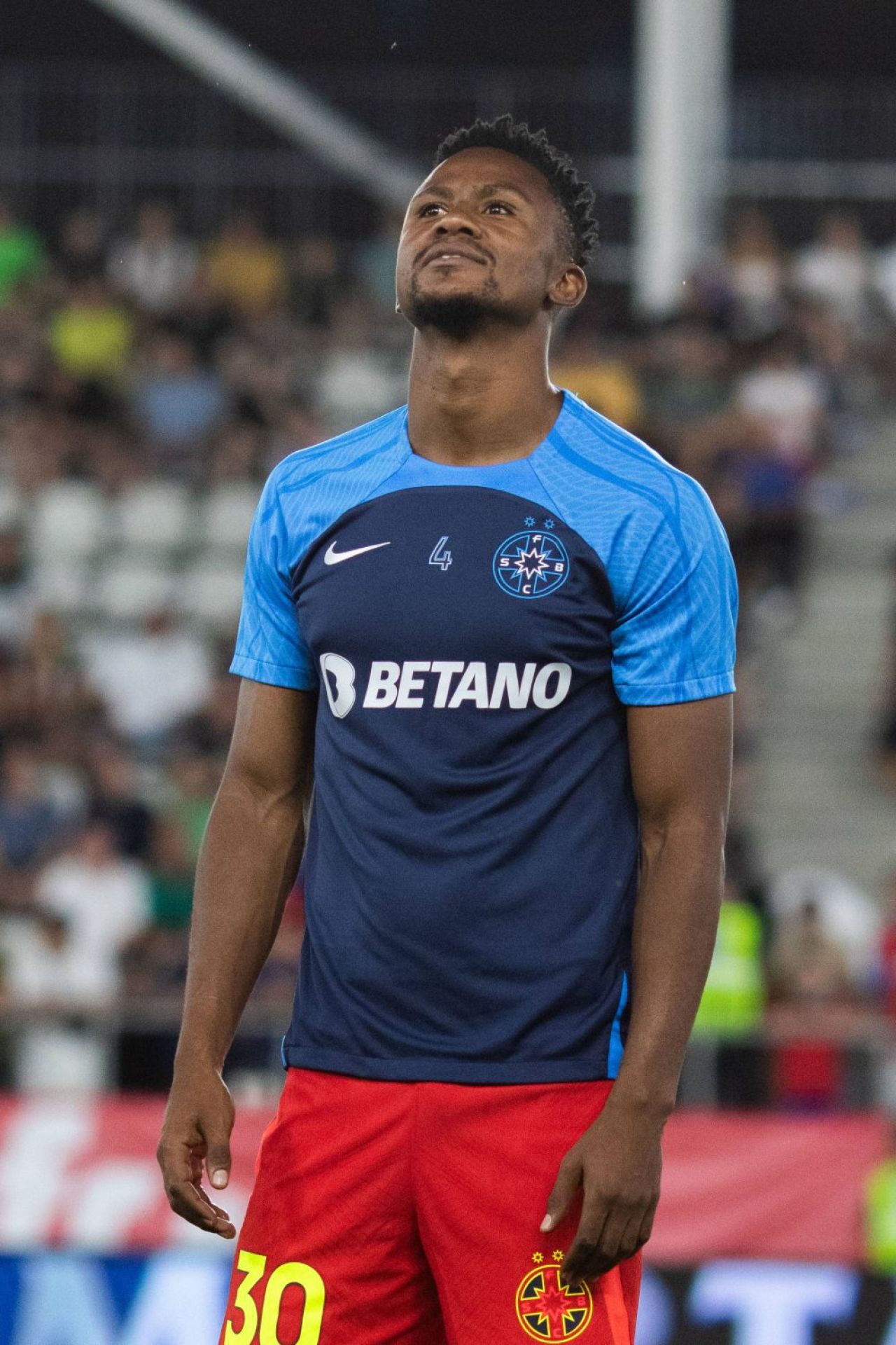 Sud-africanii aruncă bomba la FCSB! ”Care este vârsta lui Siyabonga Ngezana? Nimeni nu crede asta”_2