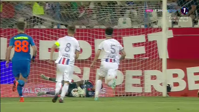 S-a dus norocul! Coman a ratat un penalty după ce VAR-ul a intervenit în Oțelul - FCSB_40