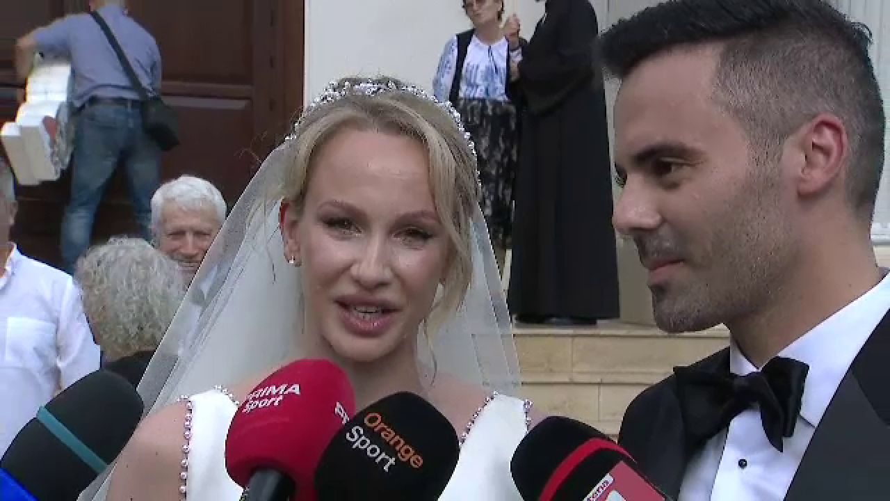 Sandra Izbașa s-a măritat! Imagini spectaculoase cu fosta gimnastă în rochie de mireasă _38