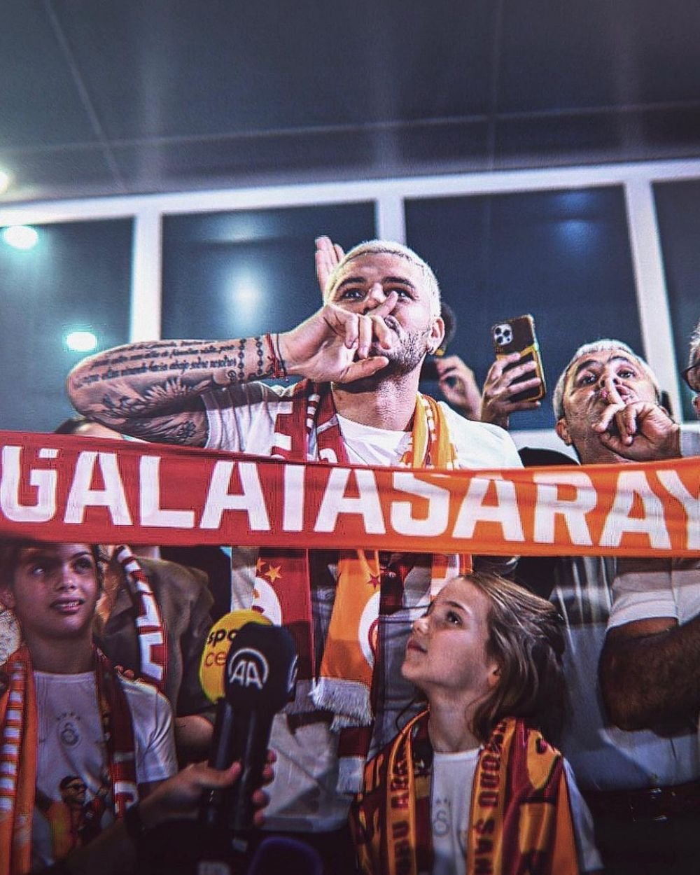 Mauro Icardi, ovaționat de peste 40.000 de suporteri. Imagini de la prezentarea spectaculoasă a argentinianului, la Galatasaray_11