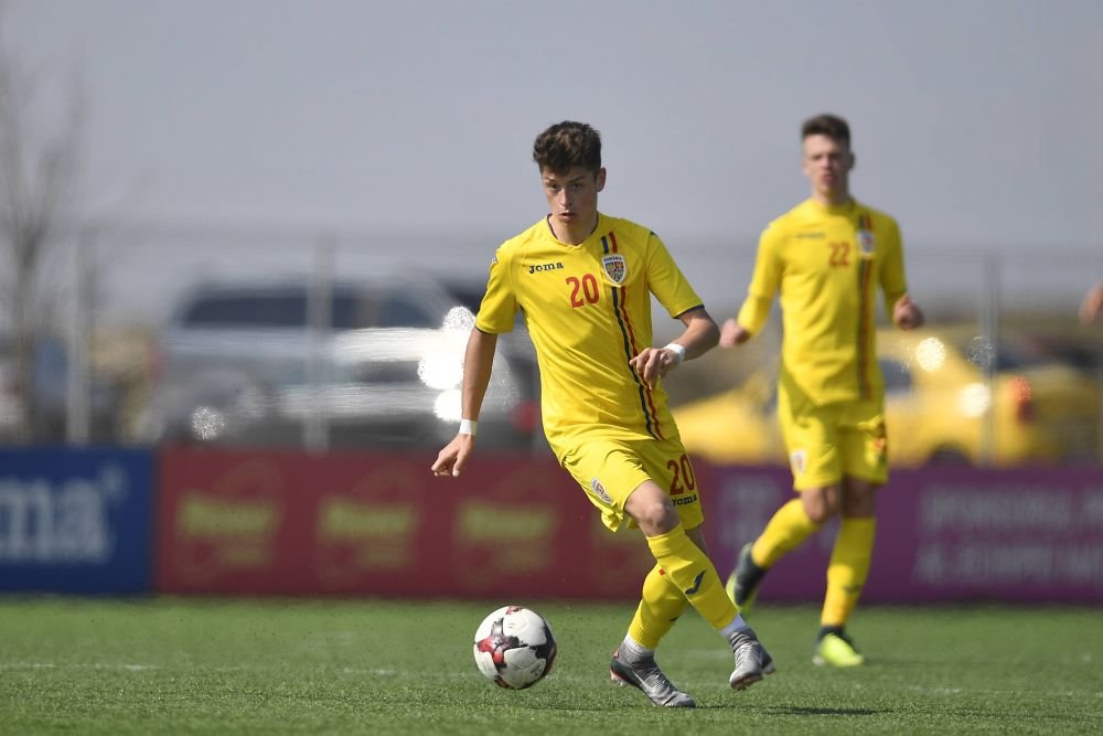Unde s-a transferat fotbalistul român de națională care a jucat trei sezoane la Borussia Dortmund_3