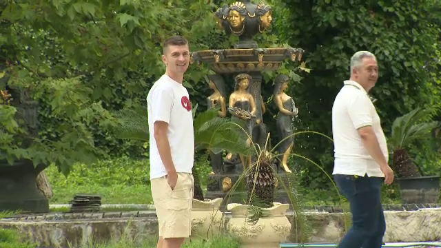 Florin Tănase și-a parcat bolidul în curtea palatului lui Gigi Becali! Ce a spus patronul FCSB_11