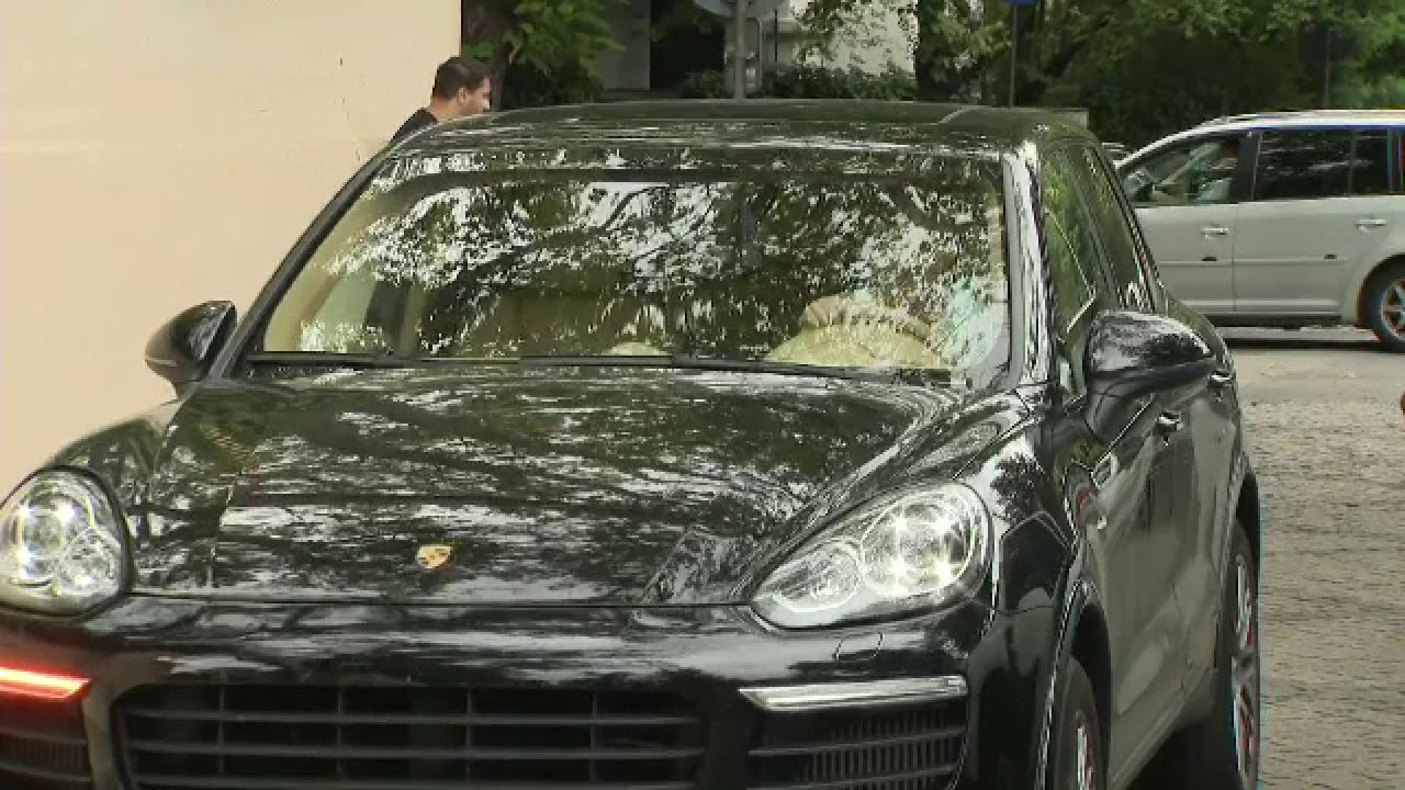 Florin Tănase și-a parcat bolidul în curtea palatului lui Gigi Becali! Ce a spus patronul FCSB_21