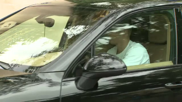 Florin Tănase și-a parcat bolidul în curtea palatului lui Gigi Becali! Ce a spus patronul FCSB_23