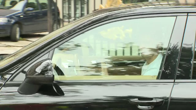 Florin Tănase și-a parcat bolidul în curtea palatului lui Gigi Becali! Ce a spus patronul FCSB_25