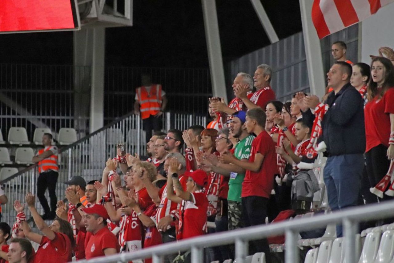 Ciobotariu ar fi vrut să amâne meciul cu Dinamo, Burcă îl îndeamnă să învețe să joace din trei în trei zile_11