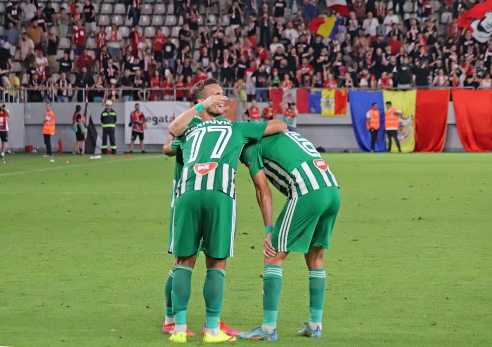 Liviu Ciobotariu: 