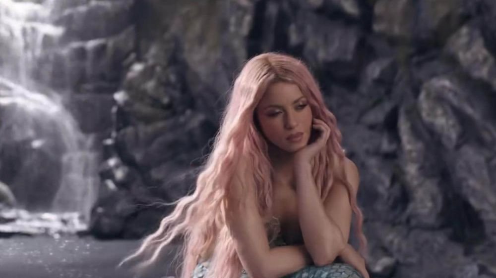 „S-au bucurat de întâlnirile secrete!” Noi detalii incendiare despre Shakira și Lewis Hamilton _3