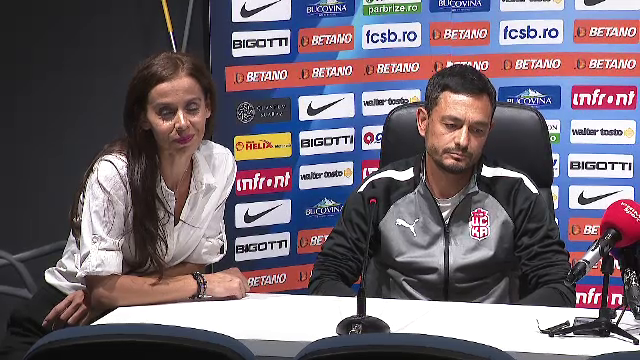 Soția lui Florentin Petre, cu care se află în scandal, translator pentru CSKA 1948 Sofia, înaintea duelului cu FCSB_7