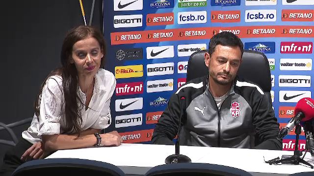 Soția lui Florentin Petre, cu care se află în scandal, translator pentru CSKA 1948 Sofia, înaintea duelului cu FCSB_7