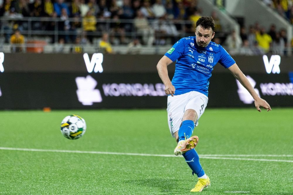 Semi amatorii aflați la un pas de grupele UCL: au oferit 20 de oi pe Ronaldo și au în lot un star dependent de cazino_12