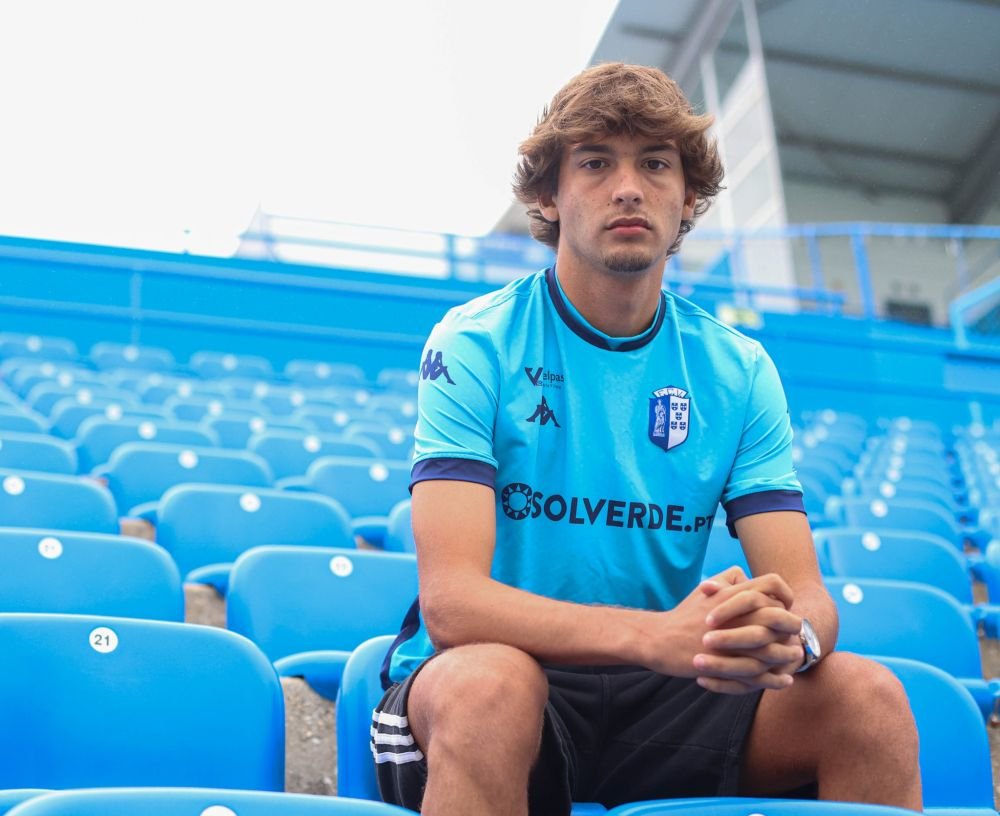 Miguel Constantinescu, românul crescut de Benfica Lisabona, a semnat cu o altă echipă din Portugalia. Durata contractului și prima reacție_3