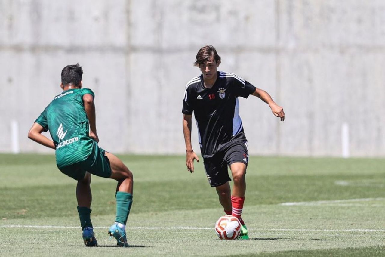 Miguel Constantinescu, românul crescut de Benfica Lisabona, a semnat cu o altă echipă din Portugalia. Durata contractului și prima reacție_8