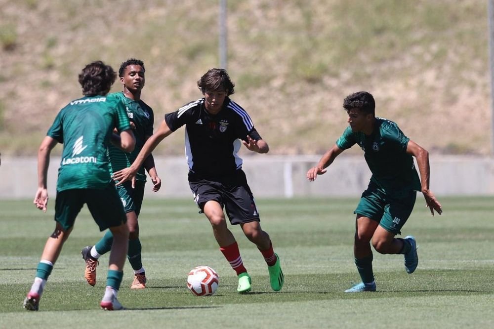 Miguel Constantinescu, românul crescut de Benfica Lisabona, a semnat cu o altă echipă din Portugalia. Durata contractului și prima reacție_9