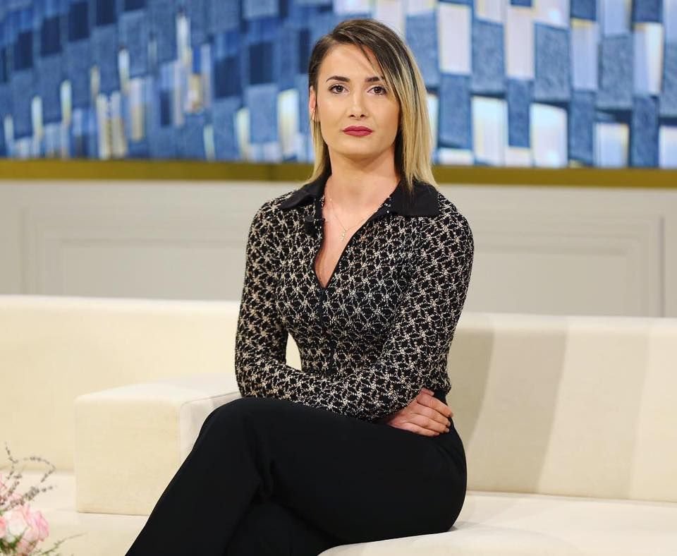 Gigi Becali nu a scăpat! :) Arbitrul de rezervă de la FCSB - CSKA 1948 Sofia a fost în centrul atenției: cum arată Emanuela Rusta_7
