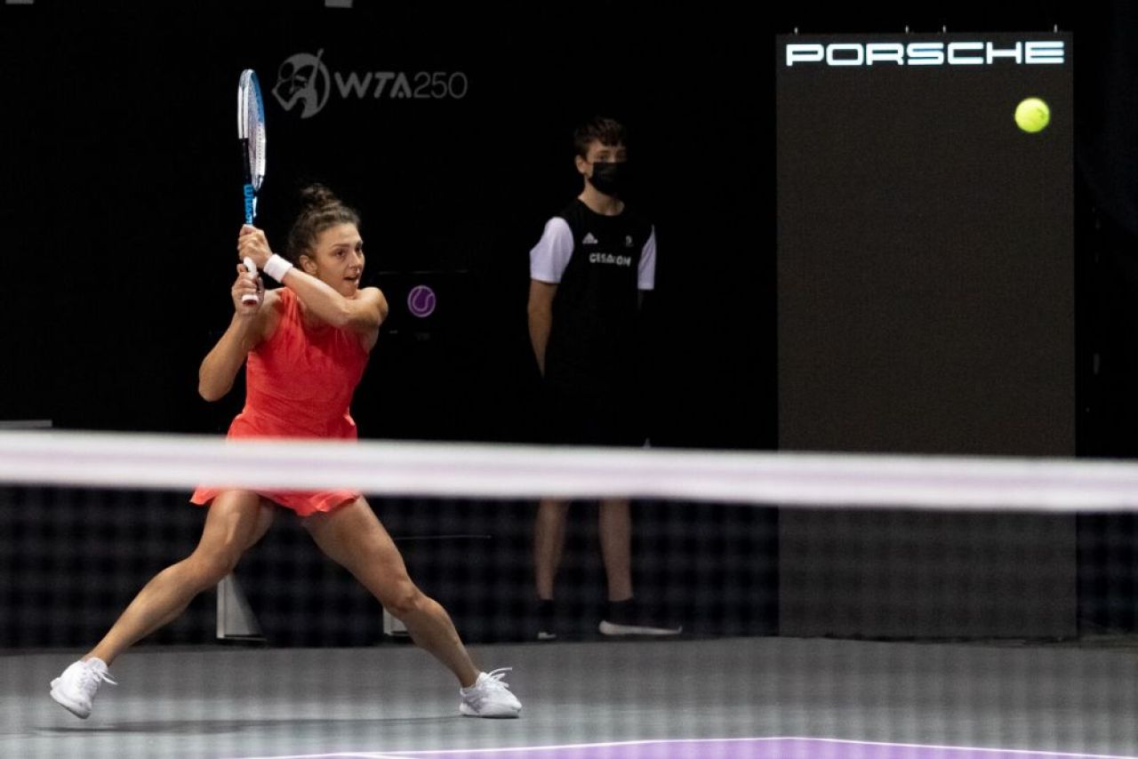 Ce rezultat! Jaqueline Cristian s-a calificat în semifinalele turneului WTA de la Praga_6