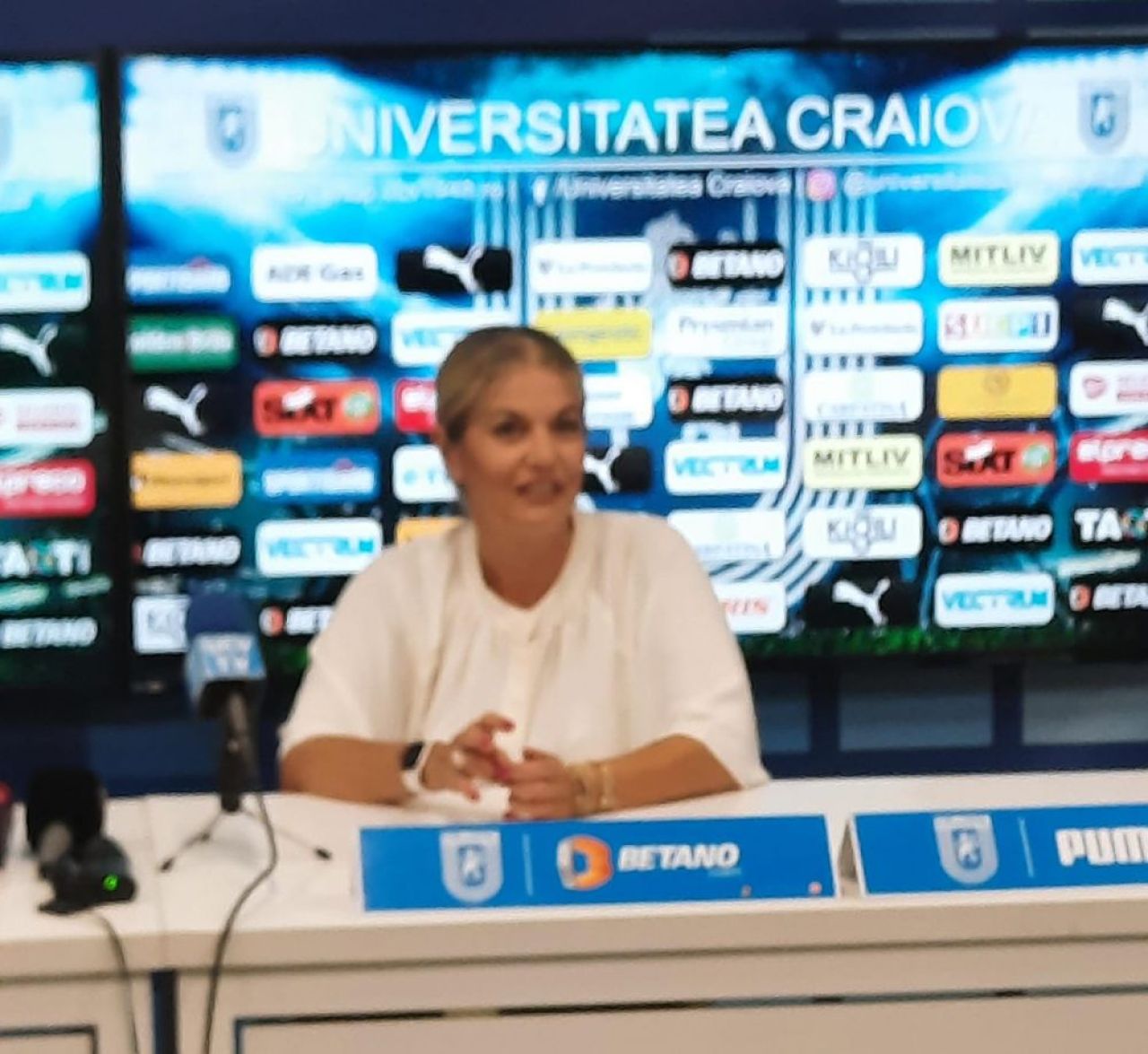 Ce face, de fapt, Lorena Balaci la Universitatea Craiova_1