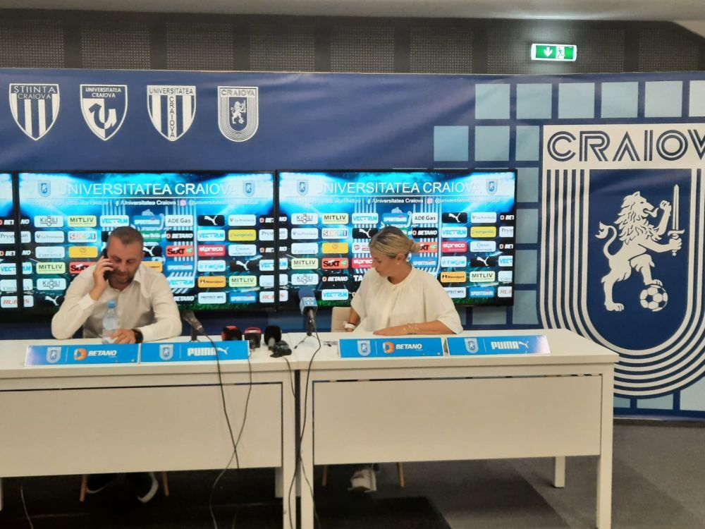 Ce face, de fapt, Lorena Balaci la Universitatea Craiova_7