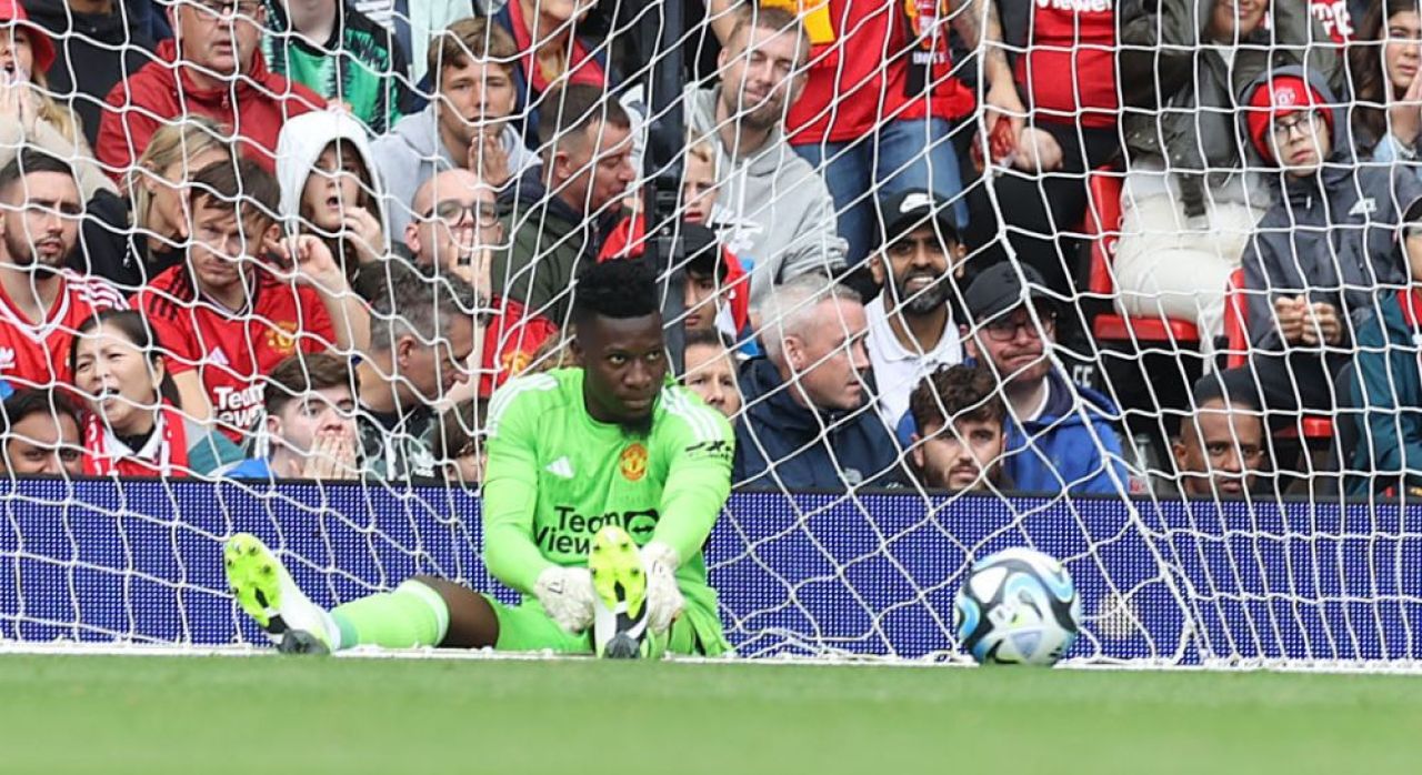 Debut de coșmar pe Old Trafford pentru Andre Onana: