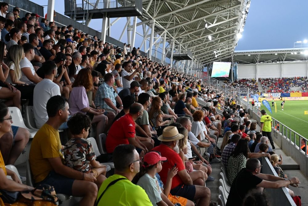 Tricolorii de la rugby au strâns mai mulți oameni pe Arcul de Triumf decât derby-ul FCSB - Dinamo! Înfrângere dură în amicalul cu SUA + Super-atmosferă _10
