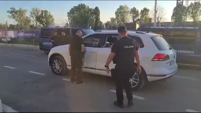 Protecție maximă la FCSB - CFR Cluj. Elicopterele survolează Ghencea, iar jandarmeria nu trece nimic cu vederea