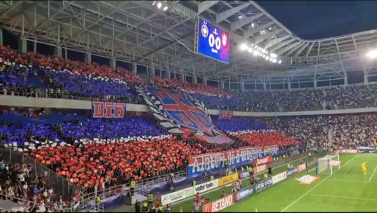 Galeria FCSB a realizat o coregrafie superbă la meciul contra CFR-ului! Mesajul afișat în Ghencea_1
