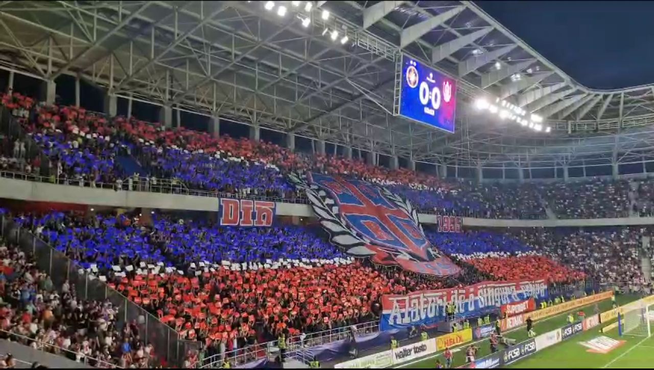 Galeria FCSB a realizat o coregrafie superbă la meciul contra CFR-ului! Mesajul afișat în Ghencea_29