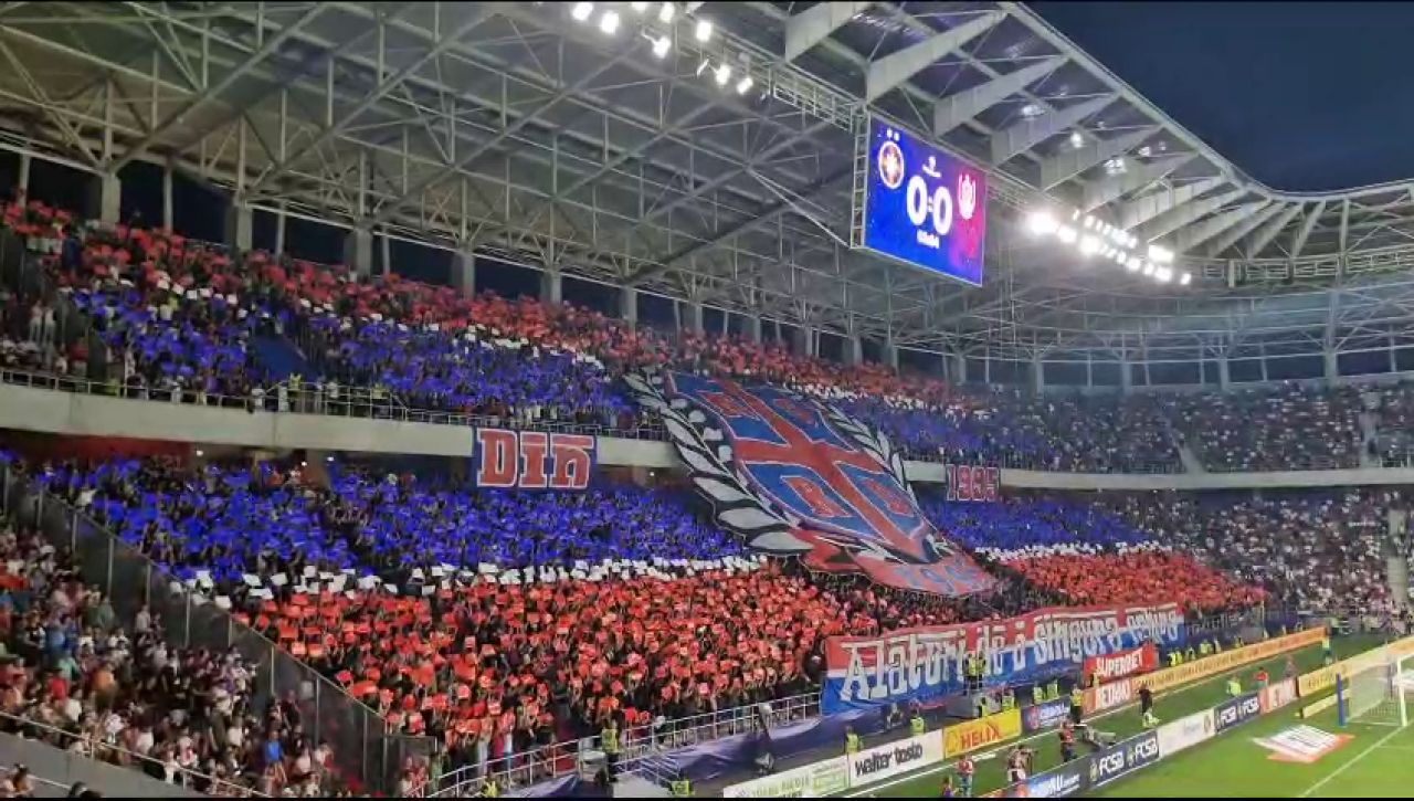 Galeria FCSB a realizat o coregrafie superbă la meciul contra CFR-ului! Mesajul afișat în Ghencea_32