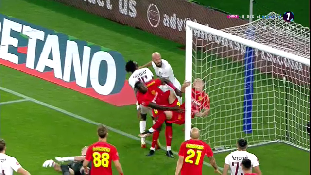 Pantea a urlat de durere. Fundașul de la FCSB s-a izbit violent de bara porții lui Târnovanu_21