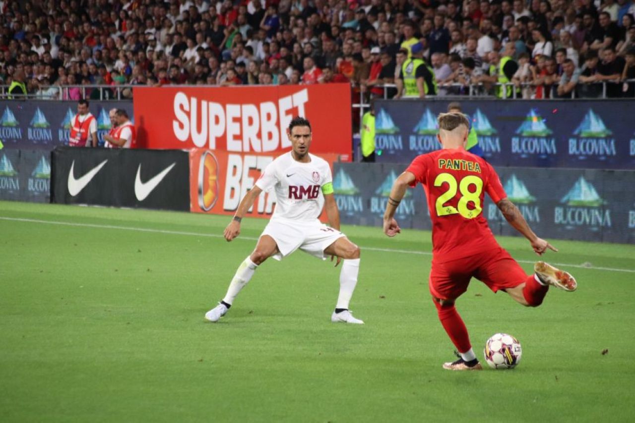Pantea a urlat de durere. Fundașul de la FCSB s-a izbit violent de bara porții lui Târnovanu_26