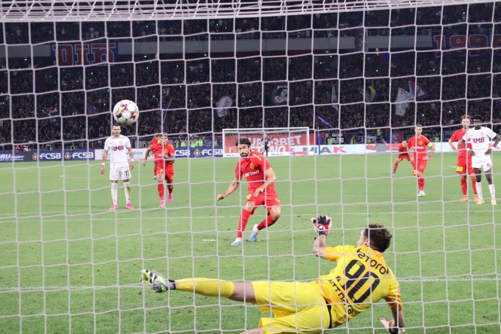 FCSB - CFR Cluj  1-0 | Vicecampioana câștigă primul meci disputat în Ghencea, după o pauză de zece ani_11