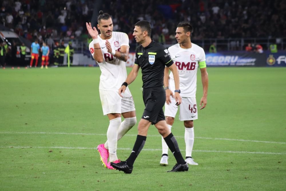 Galeria FCSB, banner cu venin îndreptat către CSA Steaua, la primul meci de la revenirea în Ghencea_9