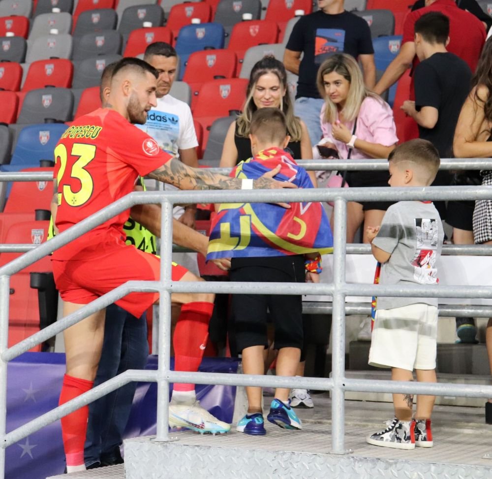 Bucurie dezlănțuită în Ghencea! Cum au celebrat jucătorii, oficialii și fanii FCSB, după victoria cu CFR Cluj_37