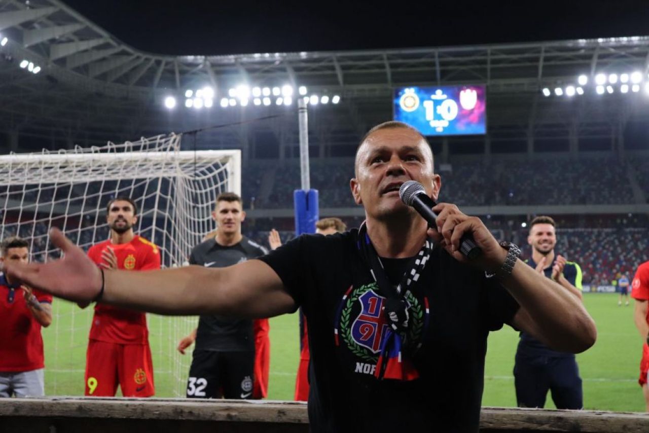 A refuzat să petreacă alături de suporteri! Jucătorul care s-a dus direct la vestiare la finalul meciului cu CFR_5