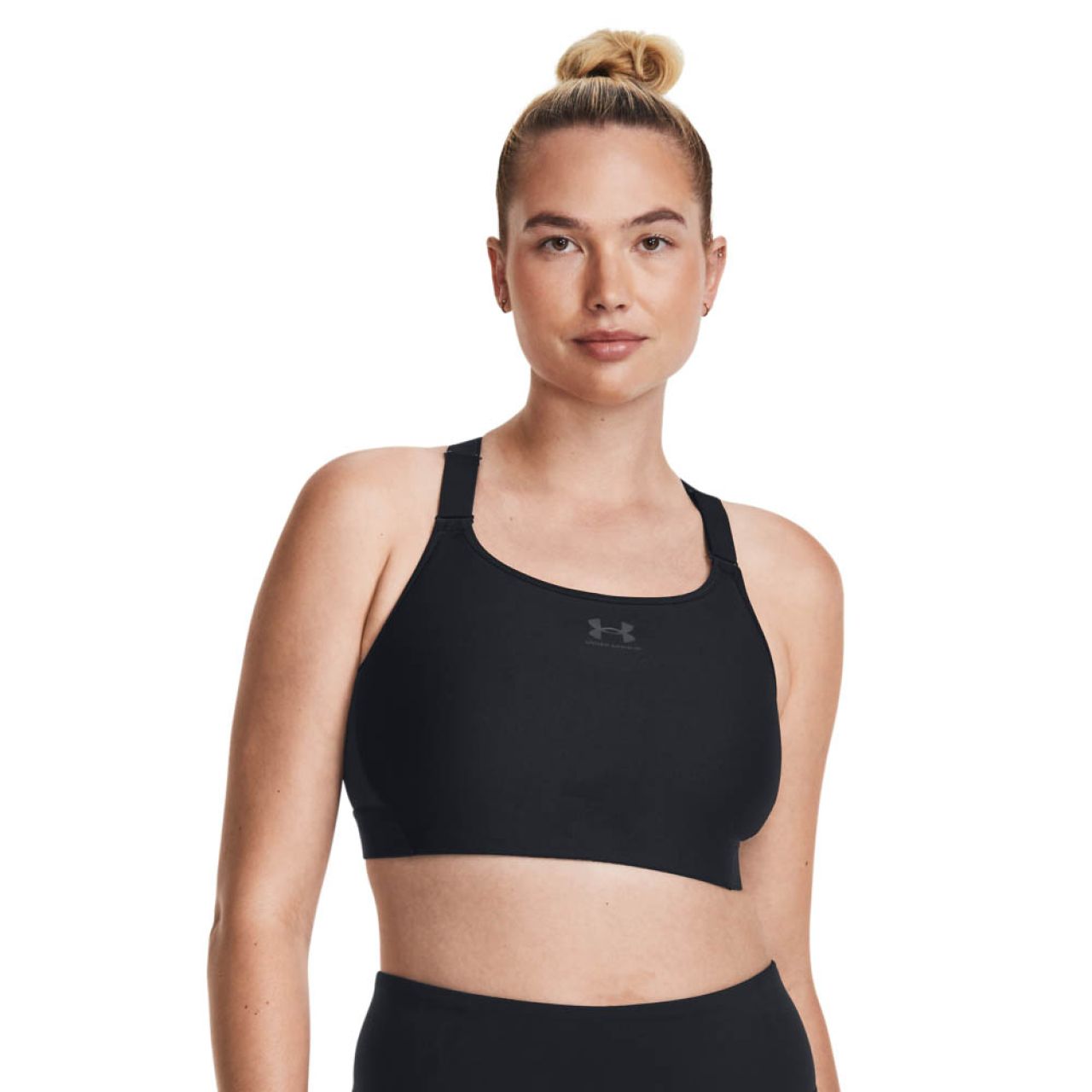 Under Armour a lansat primele ghete dedicate exclusiv fotbalistelor (P)_7