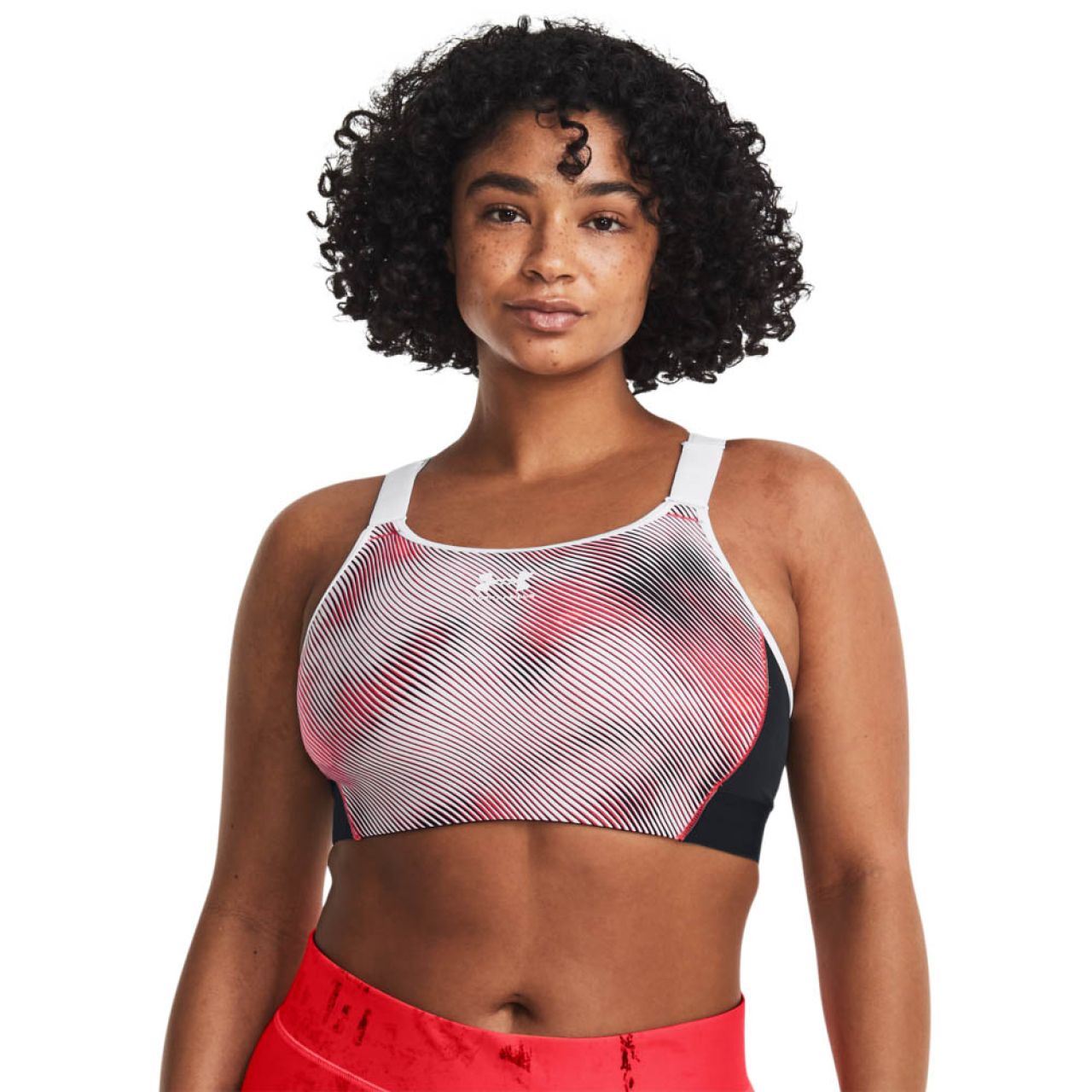 Under Armour a lansat primele ghete dedicate exclusiv fotbalistelor (P)_9