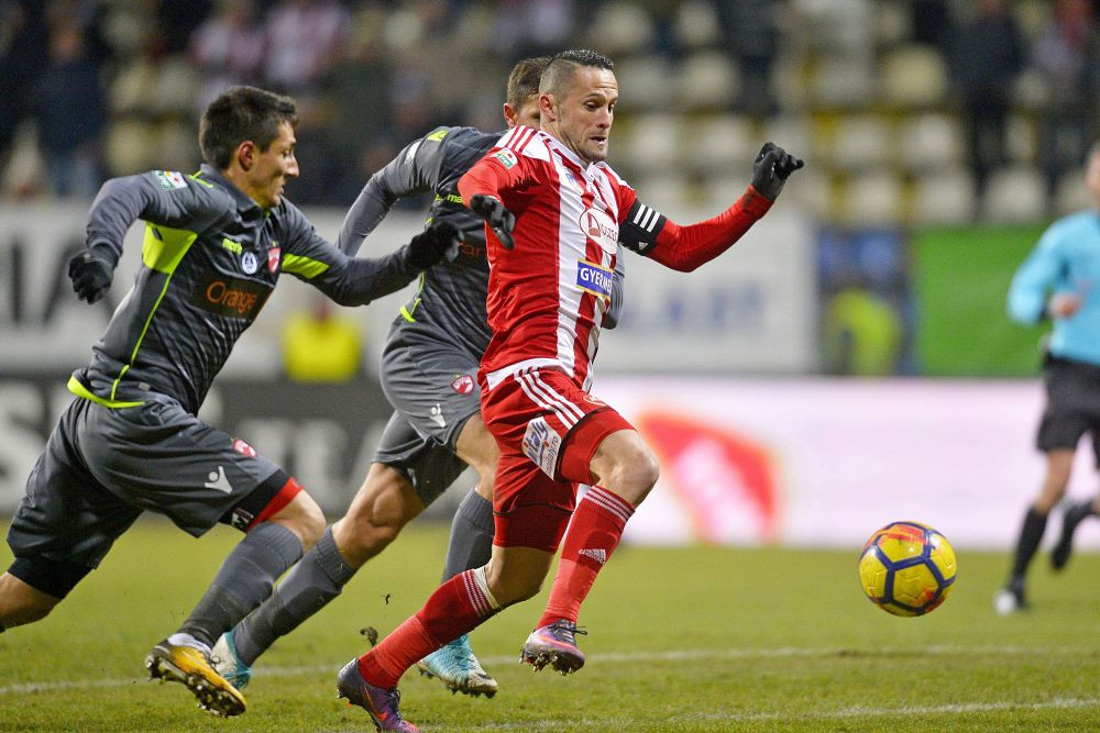 FCSB vs. Rapid pe piața transferurilor! Cine plătește primul 800.000 de euro ”net” îl semnează pe mijlocaș _8