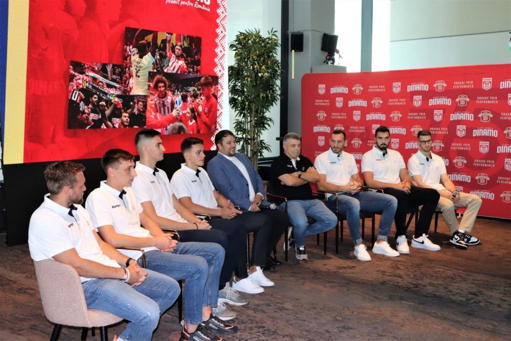 Dinamo și-a prezentat achizițiile spectaculoase. Ce a declarat vedeta adusă de la Barcelona_3
