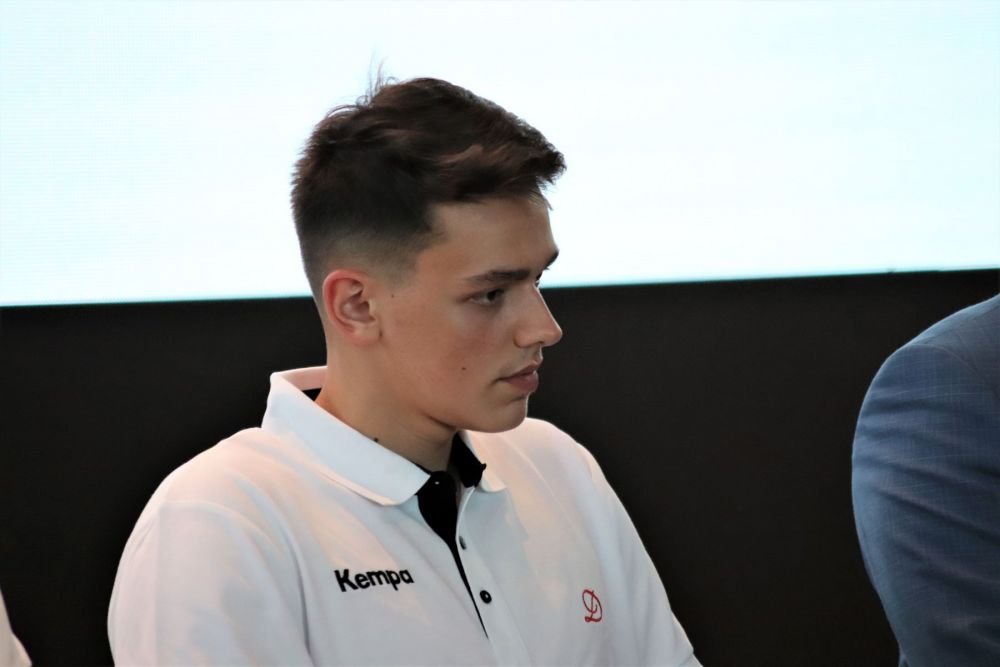 Dinamo și-a prezentat achizițiile spectaculoase. Ce a declarat vedeta adusă de la Barcelona_8