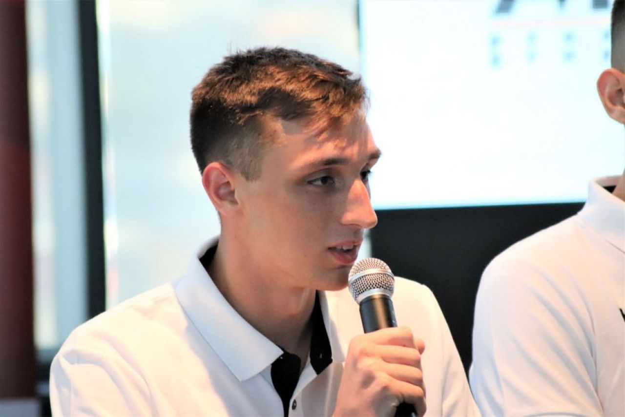 Dinamo și-a prezentat achizițiile spectaculoase. Ce a declarat vedeta adusă de la Barcelona_11