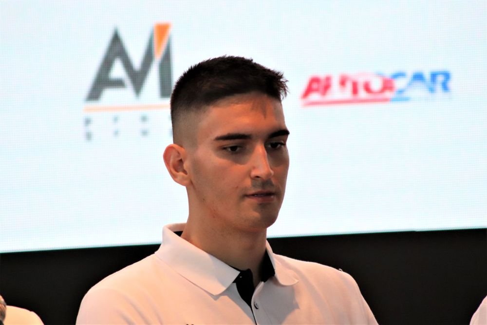 Dinamo și-a prezentat achizițiile spectaculoase. Ce a declarat vedeta adusă de la Barcelona_12